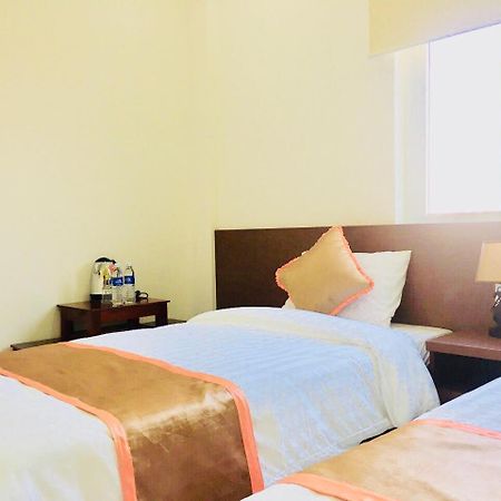 Hung Long Hostel Hue Zewnętrze zdjęcie